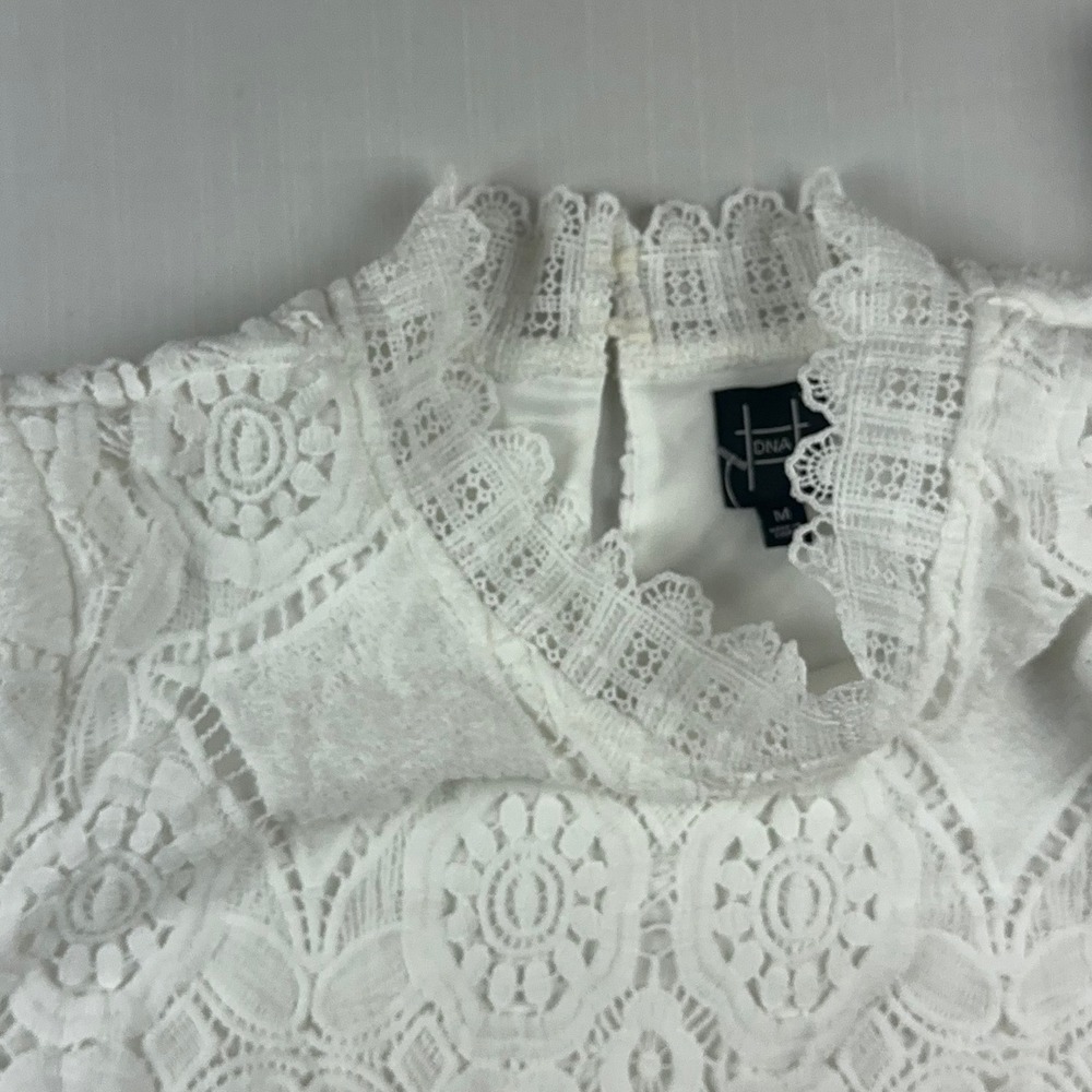 DNA White Floral Guipure Lace Mock Neck Long Sleeve Blouse Top Medium - Picture 3 of 8